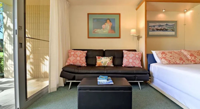 Napili Shores C116 by RedAwning