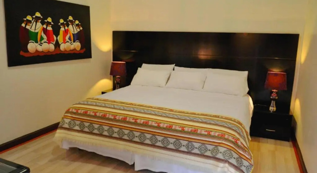 O podwyższonym standardzie pokój Hotel Cuenca