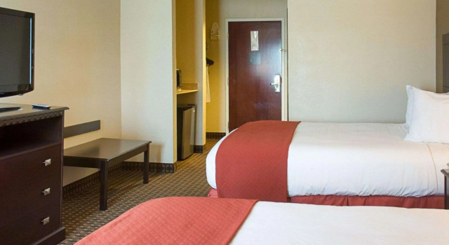 Четырёхместный номер Standard Quality Inn & Suites Quantico