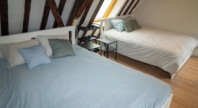 2BR Apartment with Canal View in Ghent, Забронировать Апартаменты/квартира Апартаменты Гента, рядом с Book Tower, Апартаменты/квартира