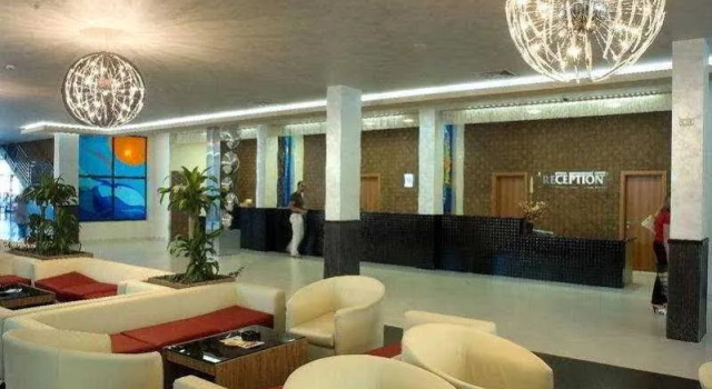 Hotel Glarus - Все включено, Забронировать Отель Отели Золотых Песков по системе «всё включено», Всё включено
