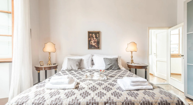 Luxury Petra San Frediano by Mmega, Забронировать Апартаменты/квартира Апартаменты Флоренции, рядом с Дворец Ручеллаи, Апартаменты/квартира