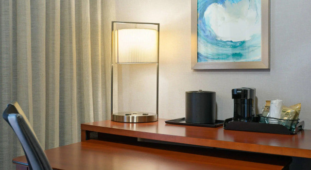 Четырёхместный номер Standard Courtyard San Diego Old Town
