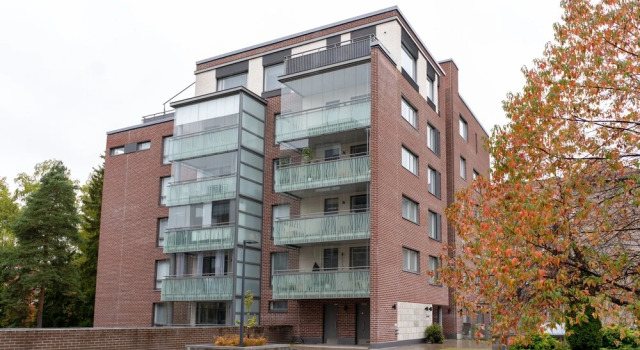1br apartment with sauna in Pitäjänmäki, Rezerwuj Apartament Helsinki 