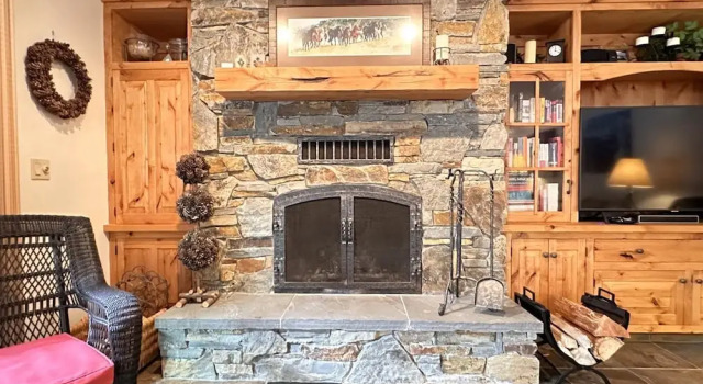 Mh138 Mountain Harbor Holiday Roost