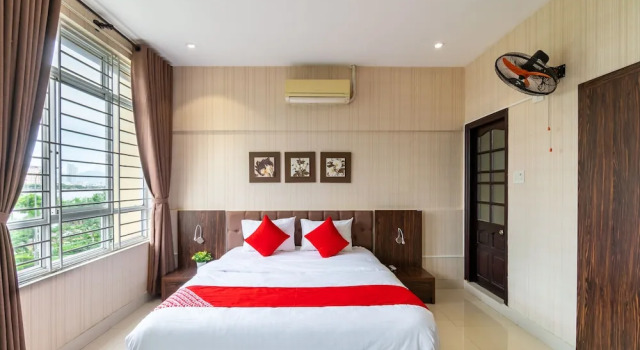 Oasis Riverside Hotel Da Nang by OYO, Забронировать Отель Отели Дананга муниципалитета с парковкой, Парковка