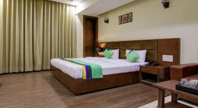 Ahr The Bell House, Забронировать Отель Гургаон Gurgaon Region, рядом с Apollo Tyres Ltd