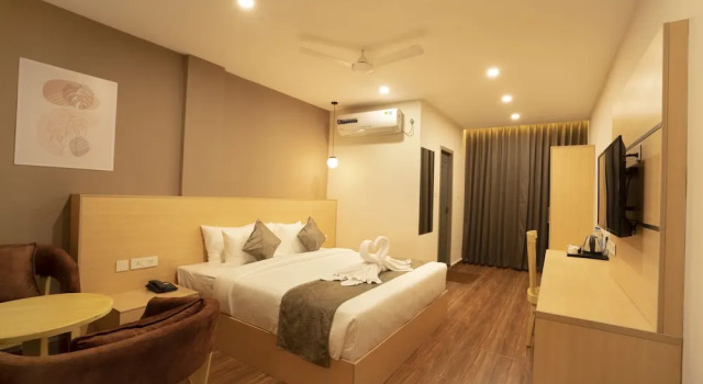ADDRESS7 Hotel Kalamassery, Забронировать Отель Отели и гостиницы Эрамаллур, Отель