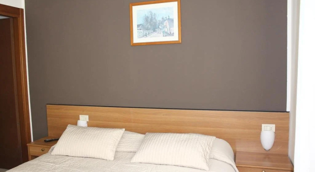 Residence Royal House, Забронировать Отель Отели Alto Garda e Ledro с парковкой, Парковка