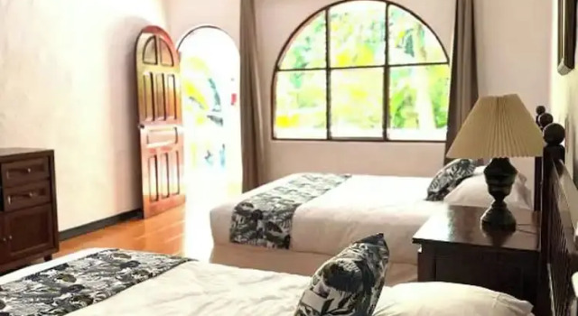 Четырёхместный номер Standard с балконом Rio Perlas Thermal Resort & Spa