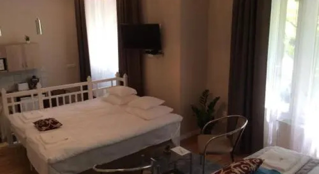 Stefánia Stúdió Apartmanok, Забронировать Отель Сегед Чонград, рядом с New Synagogue