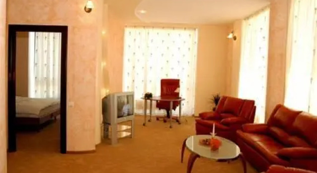 The Ice Club, Забронировать Отель Отели Арджеш с парковкой, Парковка