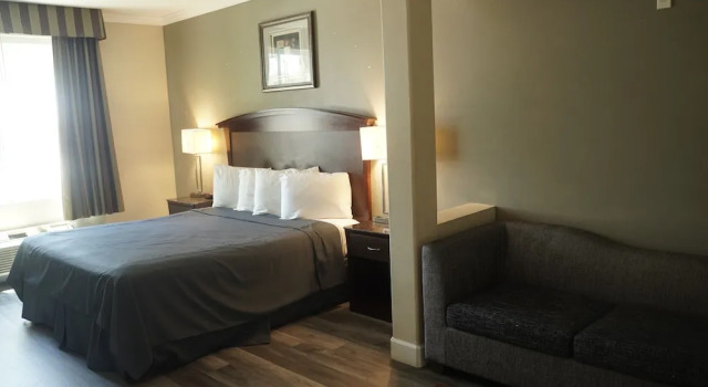 Двухместный Studio Suite Harbor Inn & Suites