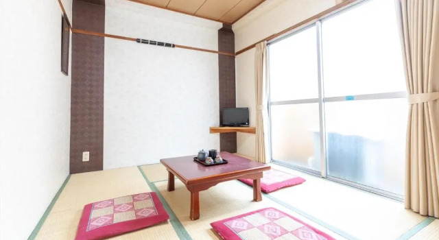 Трёхместный номер Standard Business Ryokan Akashiya Annex