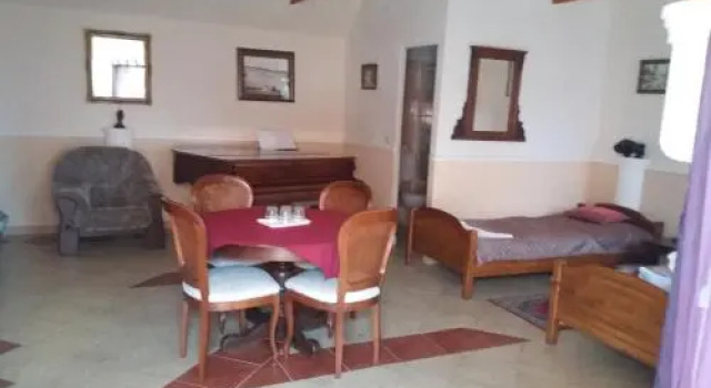 Z Fogadó, Rezervasyon Otel  