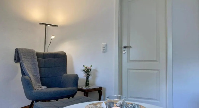 Ferienhaus-Spatzenvilla, Забронировать Апартаменты/квартира Любек земля Шлезвиг-Гольштейн