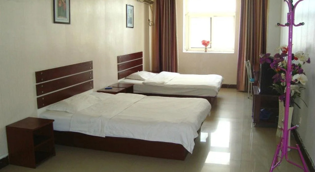 Zhengzhou Hongda Express Hotel, Reserva ahora Hotel Hoteles en Henan con aparcamiento, Aparcamiento