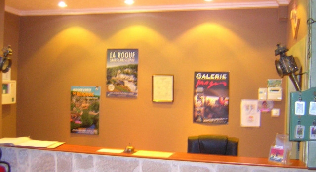 LOGIS HÔTEL RESTAURANT SPA Les BALCONS DE LESPERANCE, Book Hotel Limeuil Red Perigord