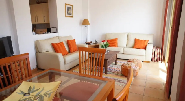 La Alcazaba - 3 bed apt With Communal Pool, Prenota Hotel Hotel a Torrox con parcheggio, Parcheggio