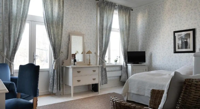 Двухместный номер Standard с балконом Grand Hotel Marstrand