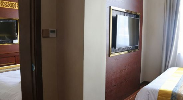 Семейный люкс Qingyang International Hotel