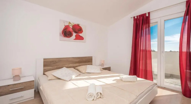 Beautiful Apartment in Biograd With 1 Bedrooms and Wifi