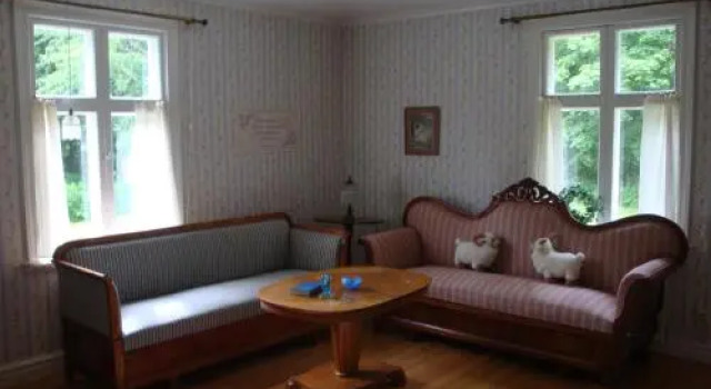 Lilla Åsbotorp 2, Book Hotel  