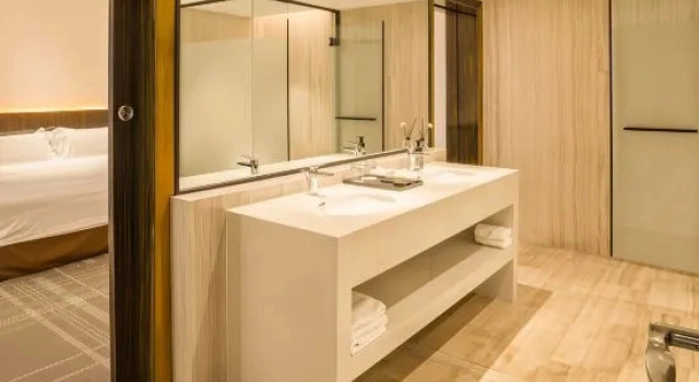 Люкс Xing Yi Hai Yu Hotel
