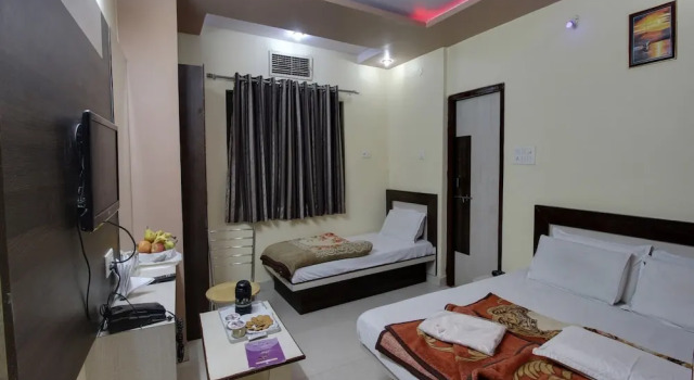 Четырёхместный номер Economy Hotel Mittal Inn