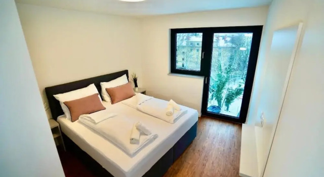 Апартаменты Deluxe DM & S Apartment