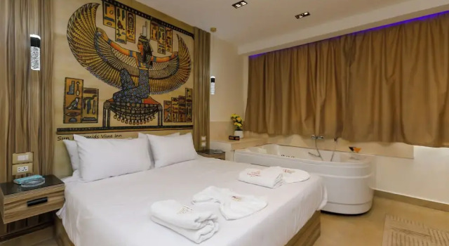 Люкс Luxury Full Pyramids View Apartment with Balcony For 8 P
