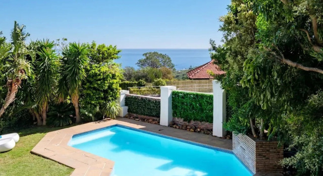 Коттедж Family Home With Views Pool Garden 100 Geneva