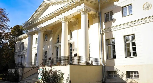 Saku Mõis & Saku Manor, Rezervovat Hotel Hotely v Harjumaa s parkováním, Parkování
