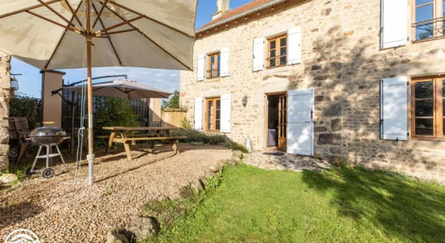 Коттедж с 3 комнатами Aux 2 Puys - Gîte et chambres d'hôtes