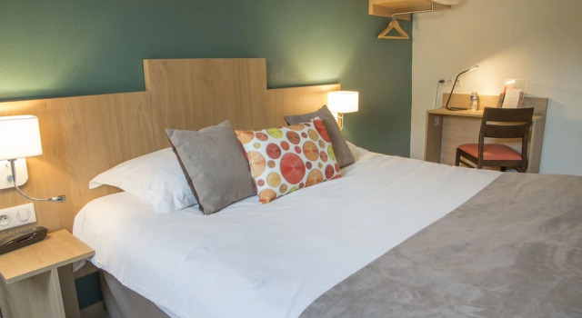 Двухместный номер Economy Logis Hôtel Chaptal, Amboise