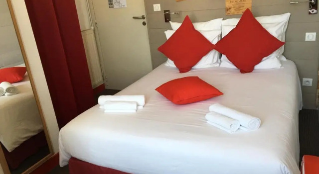 Номер Standard Hôtel Familial LOstréi
