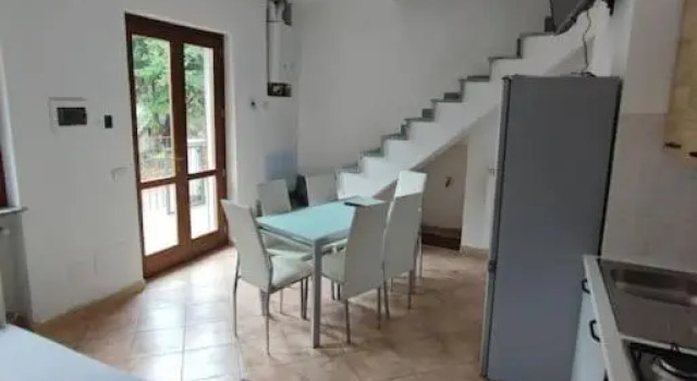 Yellow house 1, Забронировать Дом для отпуска Отели Куассо-аль-Монте с парковкой, Парковка