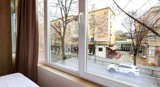 Grandstay Tirana Central 02