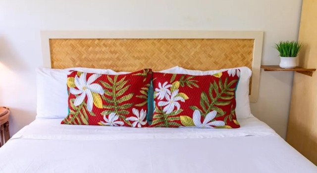 Номер Standard с видом на горы Kauai Palms Hotel