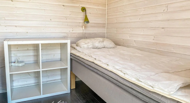 5 Bedroom Stunning Home In Mellbystrand, Book Hotel  
