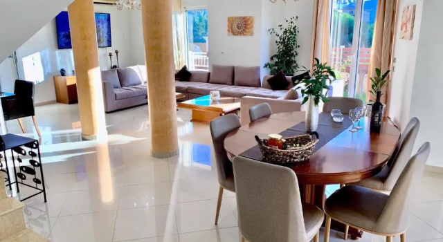 Вилла Mediterranean Luxury Villa