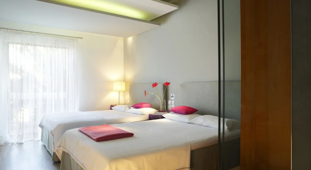 Номер Comfort Kamari Beach Hotel