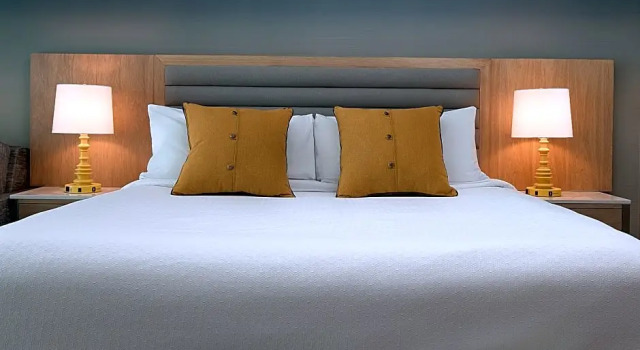 Двухместный люкс Mobility/​Hearing Accessible c 1 комнатой Inn at the Pier Pismo Beach, Curio Collection by Hilton