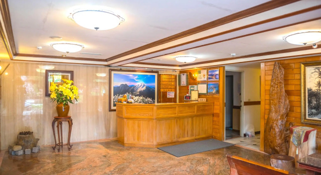 Chinshan Villa, Book Hotel Zhongzheng Alishan