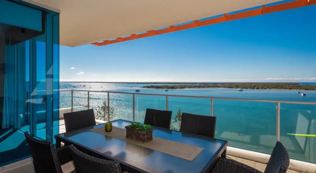 Номер Standard с 2 комнатами с видом на воду Silvershore Apartments on the Broadwater