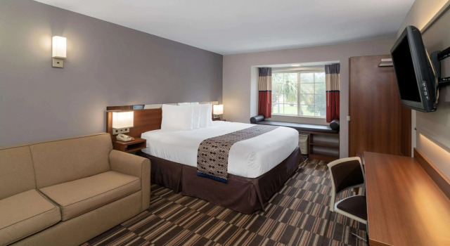 Microtel Inn & Suites by Wyndham Savannah/Pooler, Rezerwuj Hotel Hotele w Savannah z parkingiem, Parking