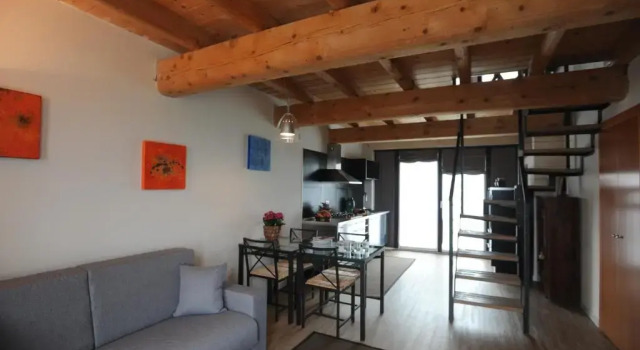 Четырёхместный номер Standard Дуплекс Monte Maino Bed & Breakfast