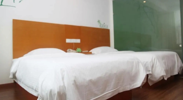 Двухместный номер Standard Vatica Lianyungang Haizhou District Government Zhongyin Mingdu Hotel
