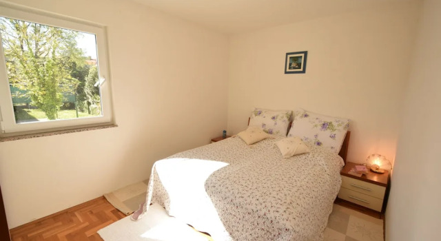 Apartment Mirela, Prenota Appartamento Hotel a Isole Quarnerine con parcheggio, Parcheggio