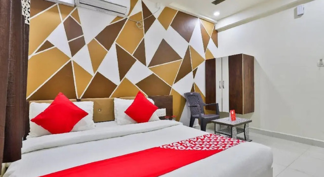 Четырёхместный номер Standard Hotel Bansidhar-Somnath
